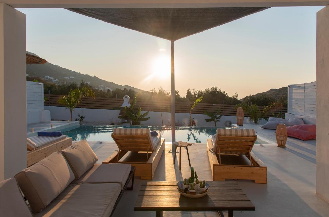 Paros Elitas Villas Exterior photo